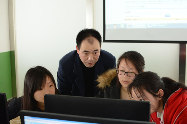 经济贸易学院实训通讯稿 (3).JPG